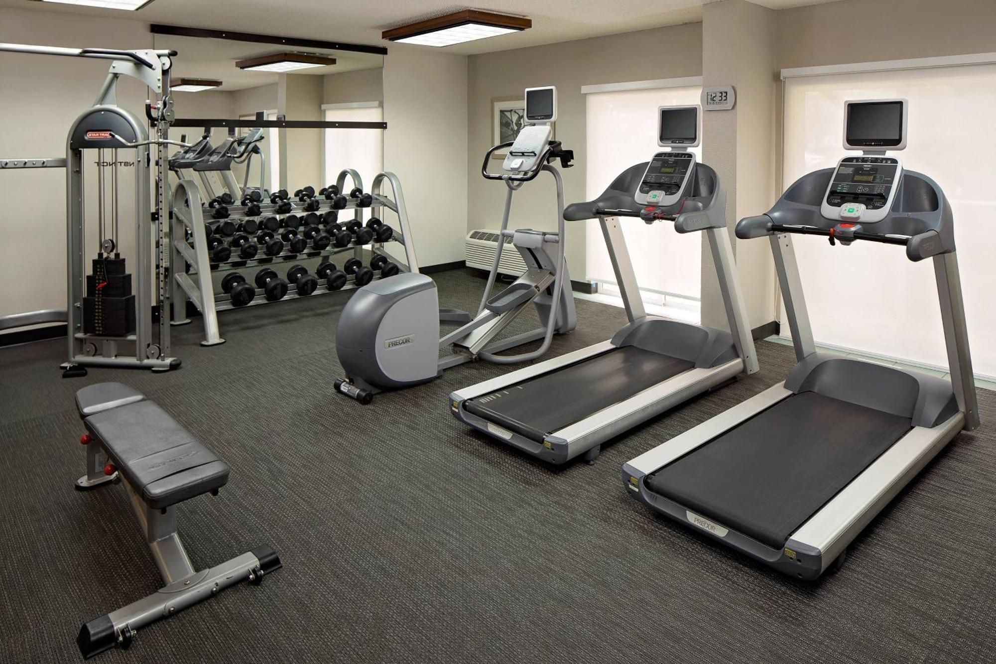 Courtyard By Marriott Fort Lauderdale North/Cypress Creek מראה חיצוני תמונה